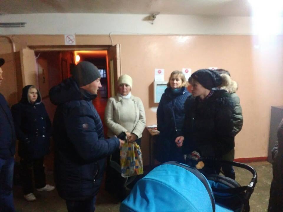 У столиці активісти допомагають мешканцям гуртожитку МВС відстояти своє житло