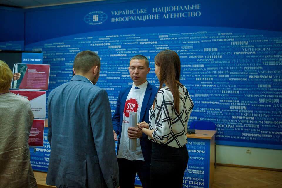 Стопкорівці дізналися від колег, як долати політичну корупцію
