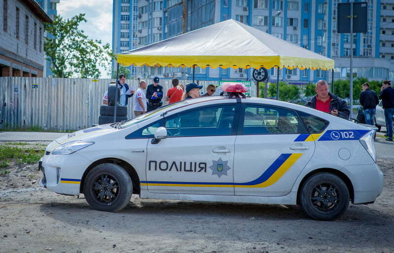 Активісти допомогли жителям Осокорків зупинити незаконне будівництво