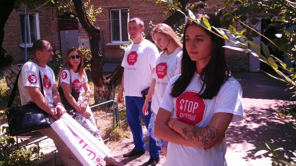 Президент асоціації сомельє України накинувся на активістів ''Стоп корупції''