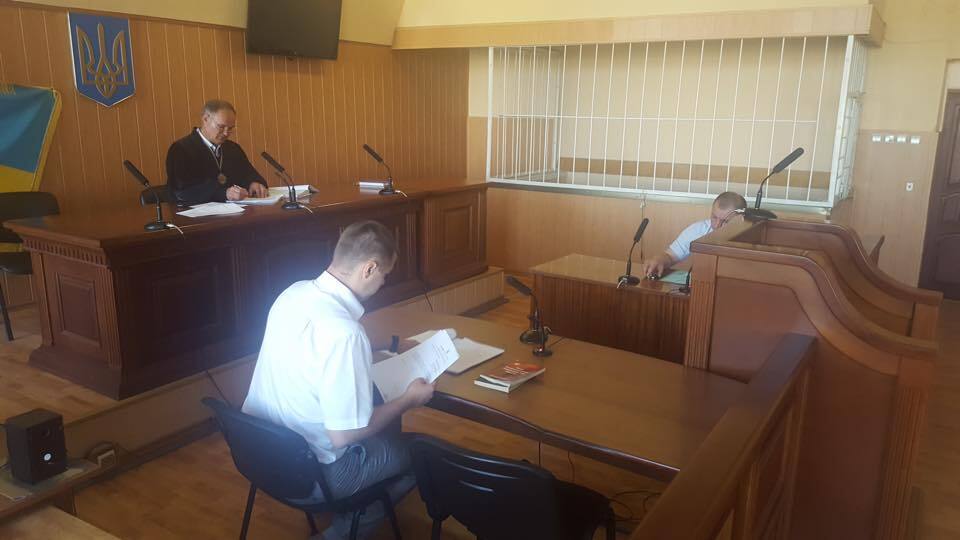 Активісти відвідали судове засідання у справі чиновника-корупціонера з Черкащини