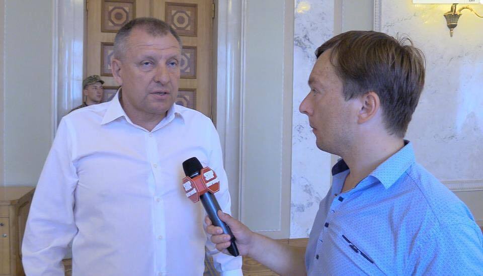  Народний депутат Петро Юрчишин