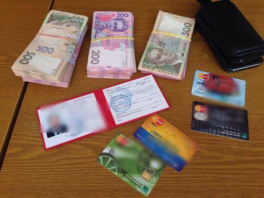 На Харківщині енергетик вимагав 48 тис. грн за підключення будинку до мережі