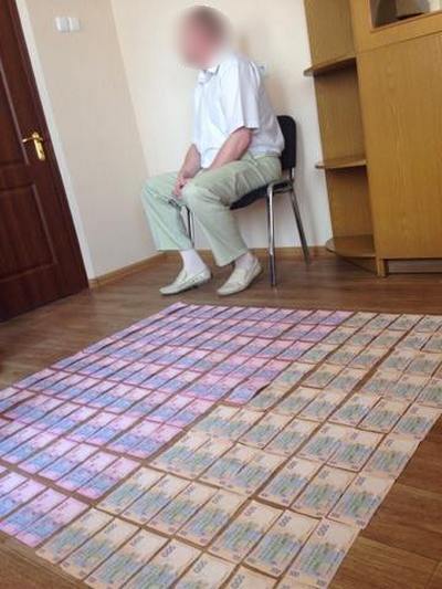 На Харківщині енергетик вимагав 48 тис. грн за підключення будинку до мережі