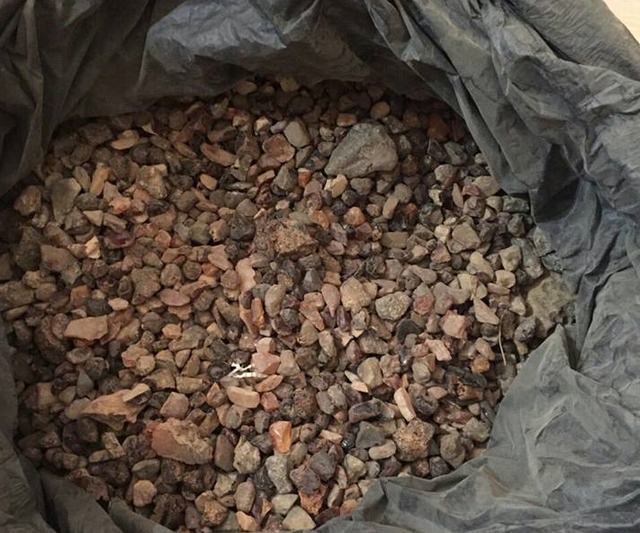 Як правоохоронна мафія Одеси краде бурштин на мільйони
