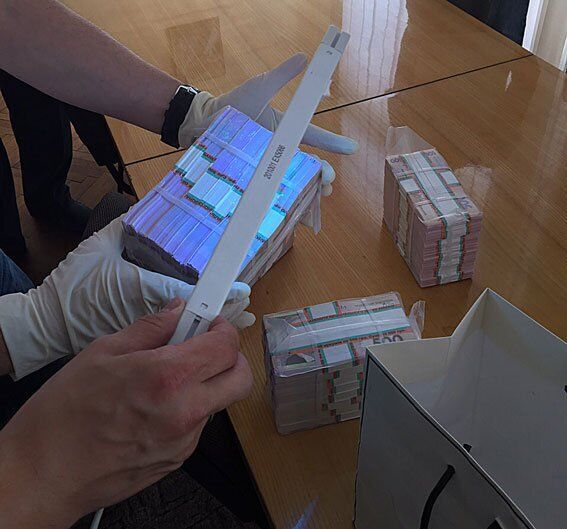 На хабарі у 1,5 млн. грн ''погорів'' менеджер компанії, що входить в ''Надра України''