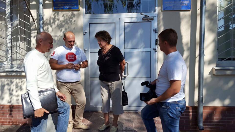 На Київщині люди роками ведуть війну за ділянки на Осокорках