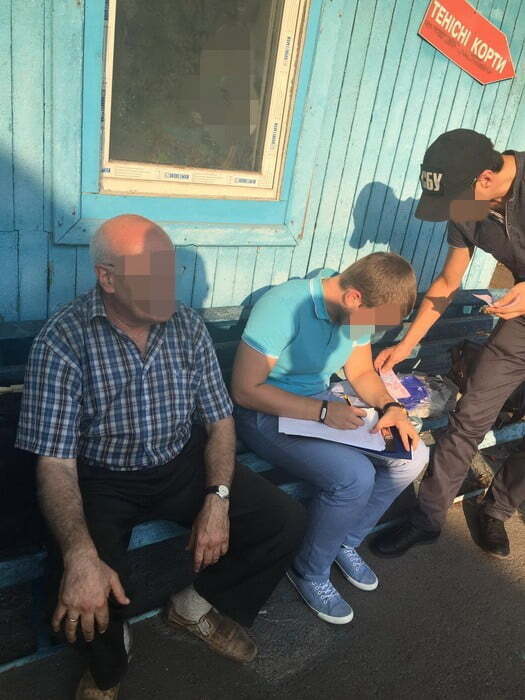 У столиці на хабарі попався працівник Укрметртестстандарту