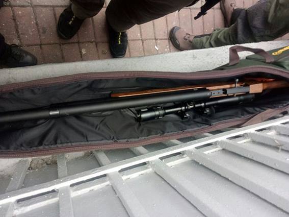 Чоловік зі зброєю збирався ''підтримати'' активістів під ВРУ
