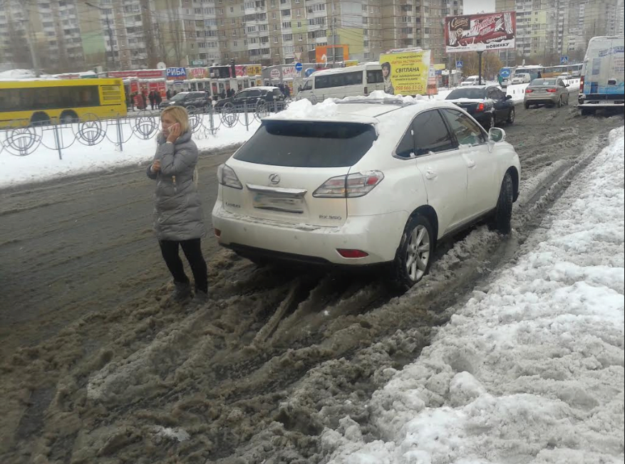  Фото Lexus після ДТП