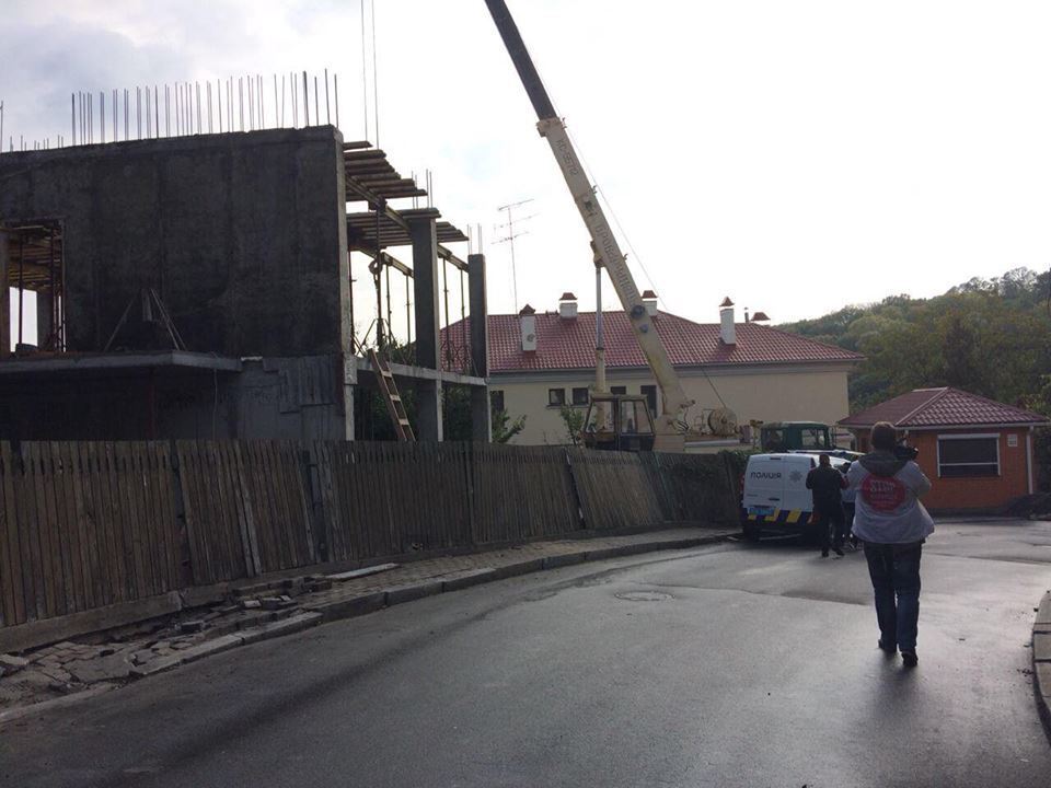 ''СтопКор'' взявся за незаконне будівництво на Печерську в Києві