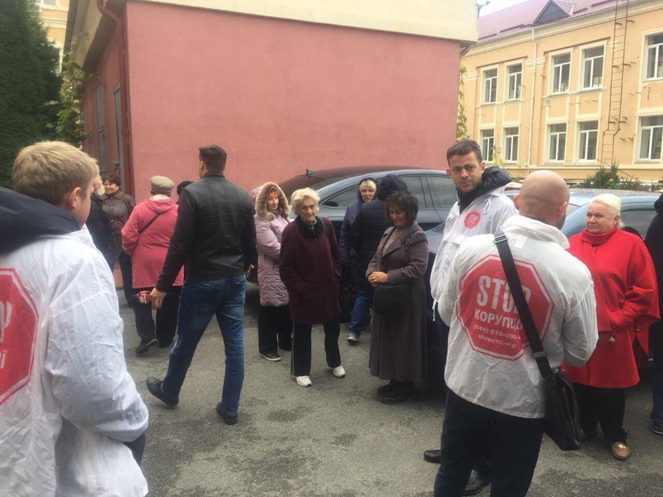 ''СтопКор'' з’ясував, чому мешканці Фастова вимагали в екс-мера Києва повернути їм гроші