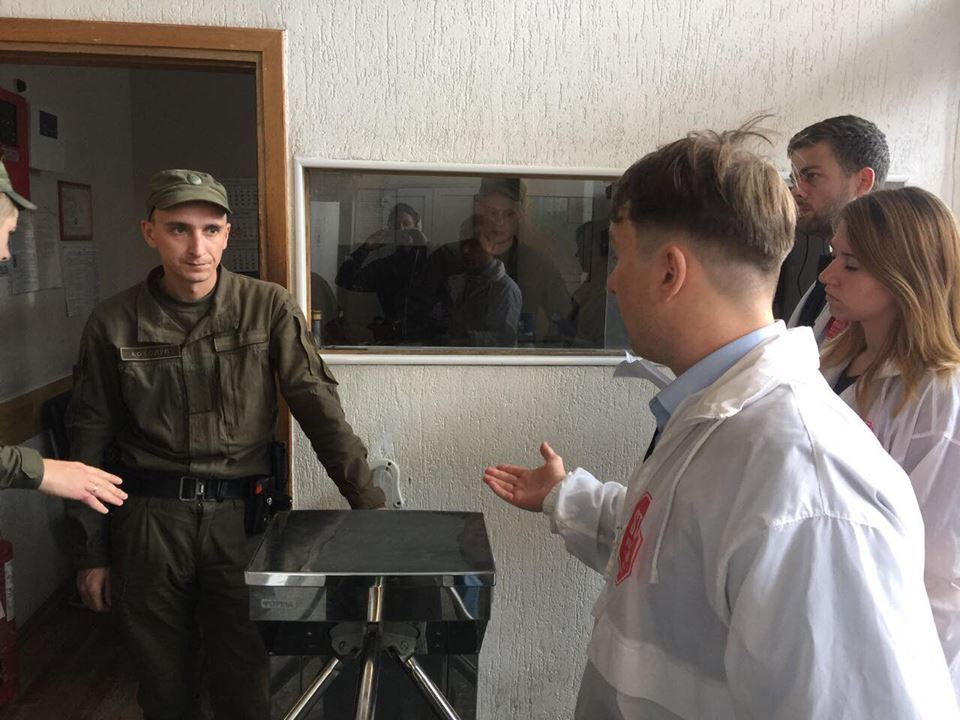 ''СтопКор'' пікетував Мінсоцполітики через видачу дозволу на роботи підвищеної небезпеки підприємству у Кривому Розі, яке вже розікрало держнадр на 1 мільярд гривень