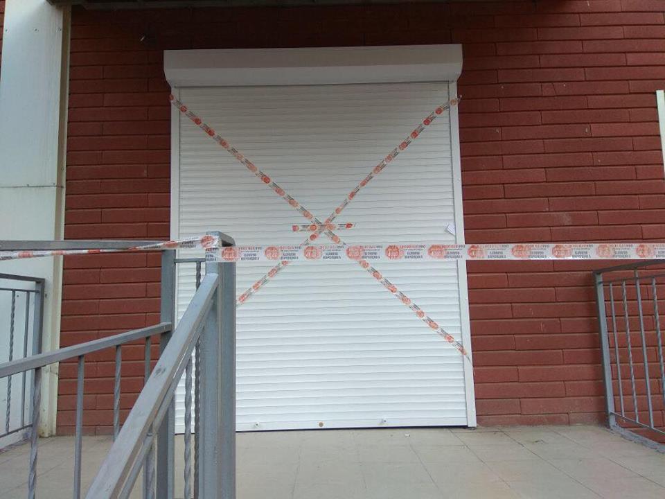 ''СтопКор'' показав, як орендатор на київських Осокорках перетворив будинок на аварійний