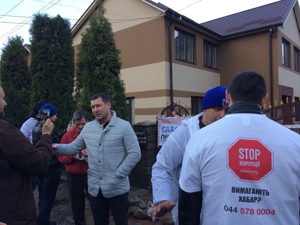 ''СтопКор'' викрив під час рейду на Черкащині схеми депутатів з Монастирища