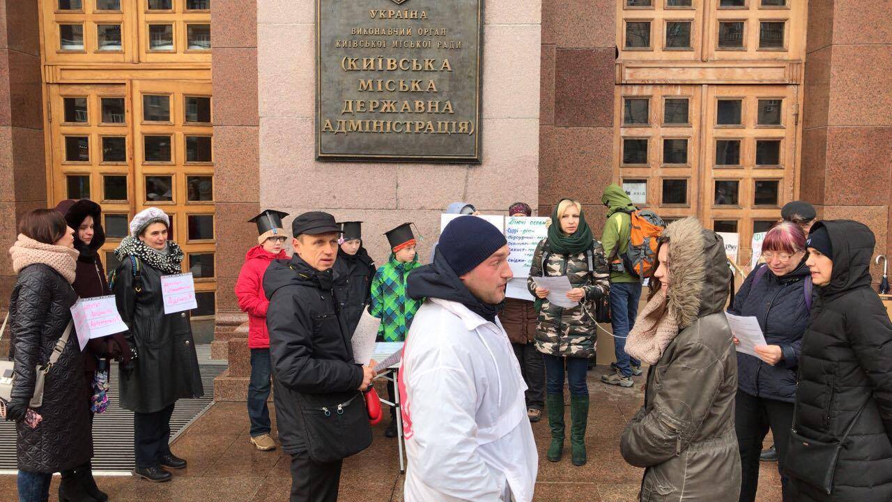 Після втручання ''СтопКору'' профільна комісія Київради внесе на розгляд сесії питання про повернення дитсадка на Лівобережці у комунальну власність
