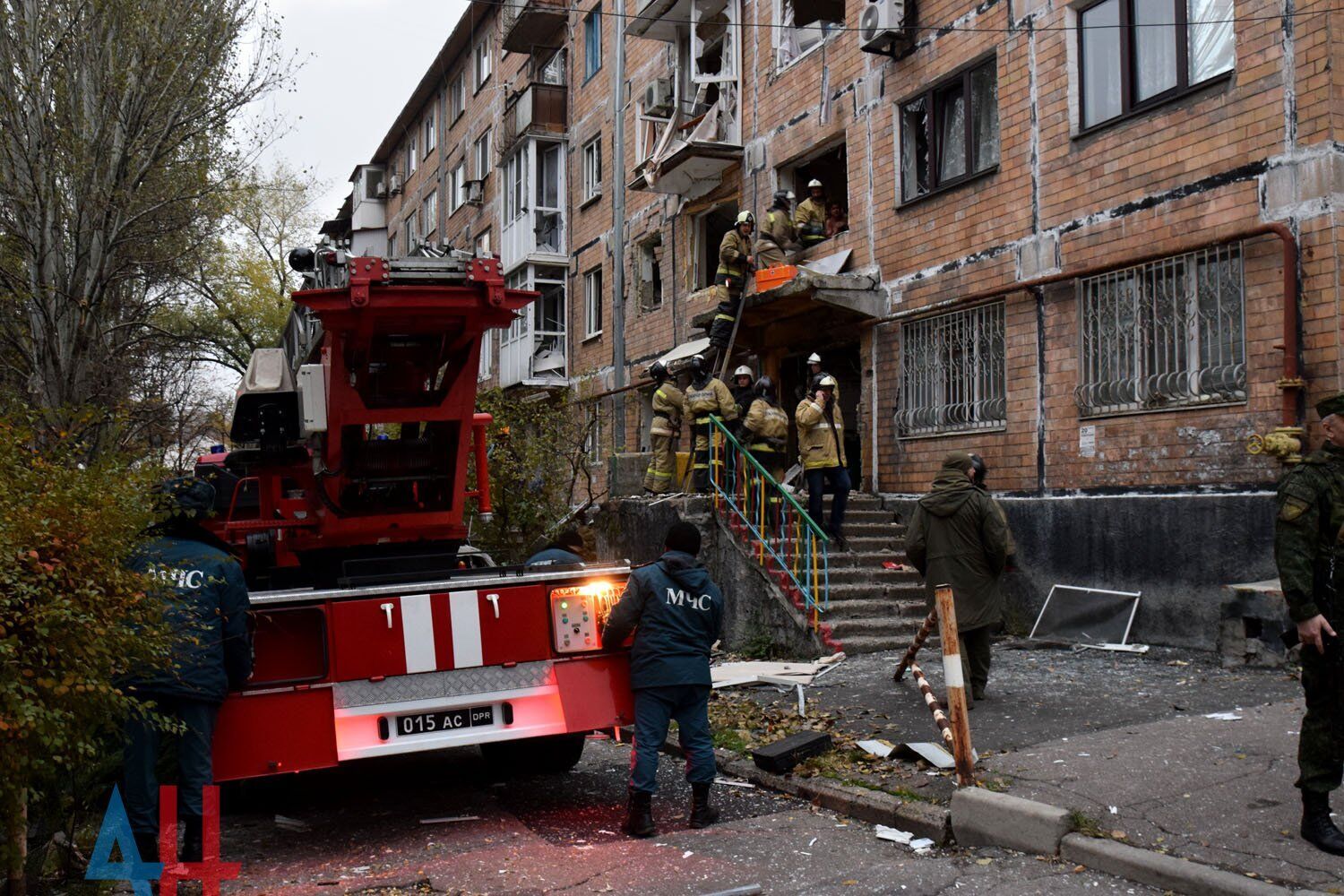 ''Стан вкрай важкий, 98% опіків тіла'', – стало відомо про стан постраждалої під час вибуху в 5-поверхівці Донецька студентки
