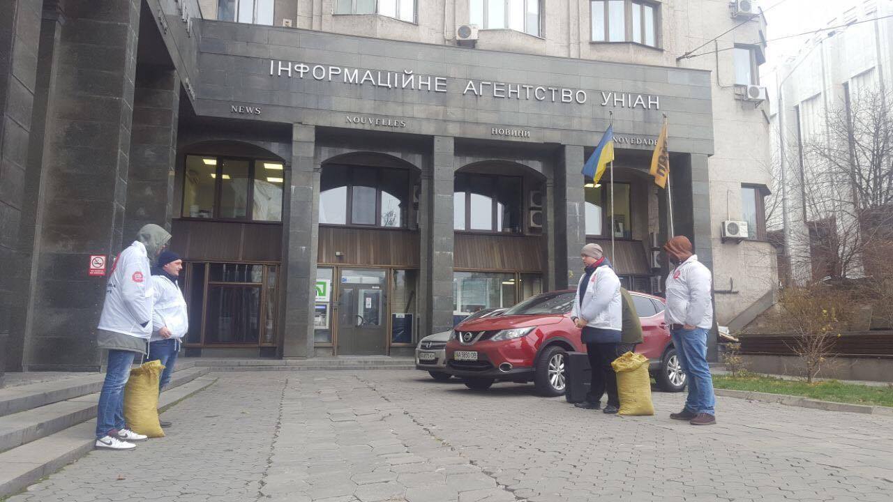 ''СтопКор'' приніс тирсу для експертів, які завалюють стратегію розвитку лісової галузі