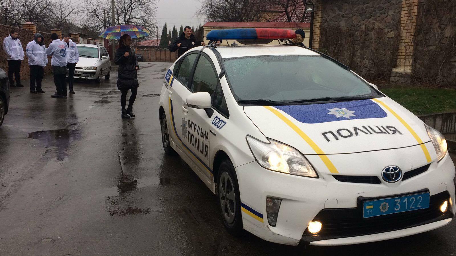 ''СтопКор'' спільно з Асоціацією рибалок України добивається демонтажу незаконного паркану рейдерки Софієнко на Осокорках