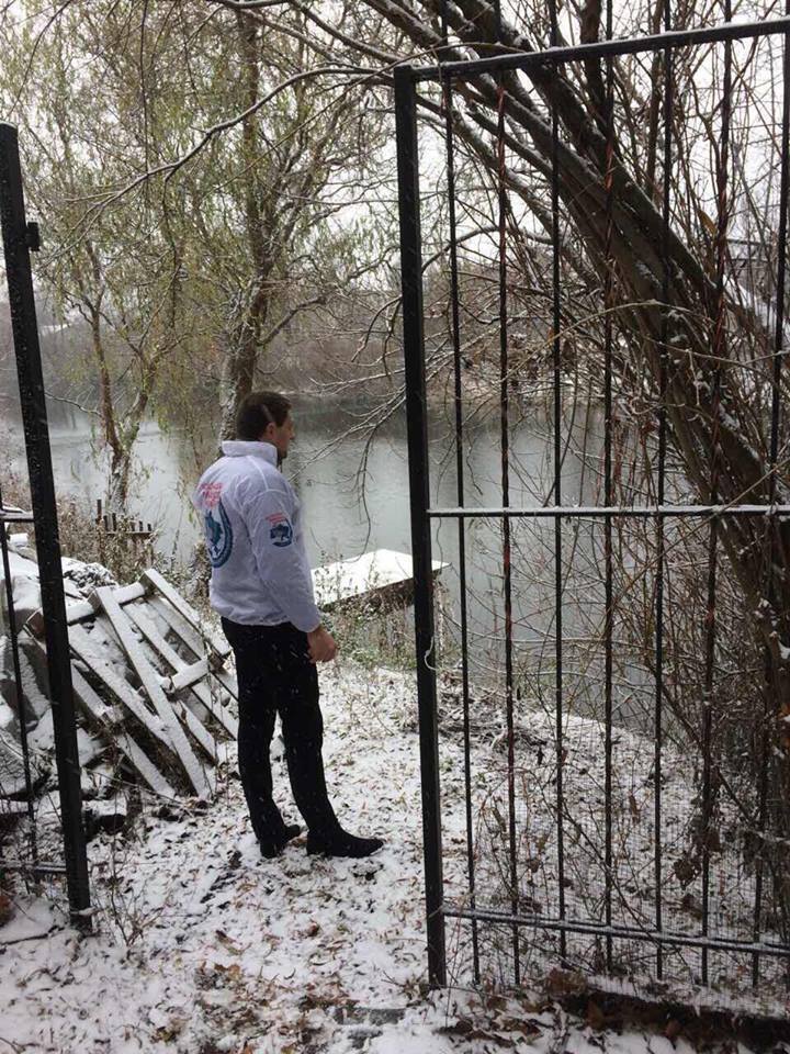 ''СтопКор'' звернувся до департаменту з питань благоустрою КМДА через закритий прохід до озера на Осокорках