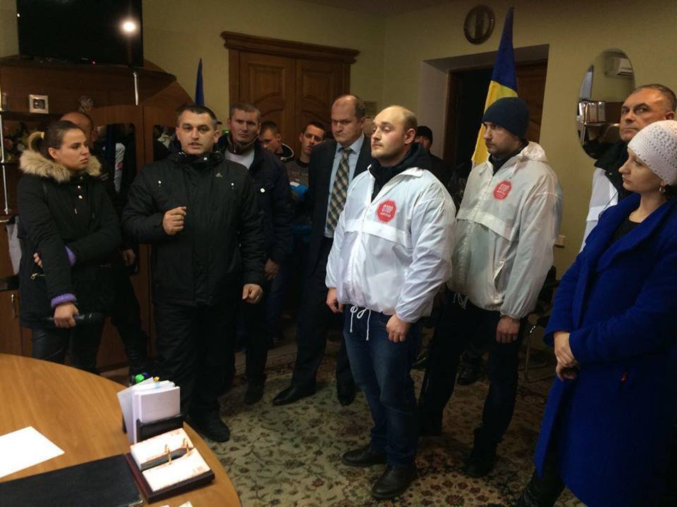 ''СтопКор'' закликає прокурора Кіровоградської області завести справу через тиск групи суддів Апеляційного суду області