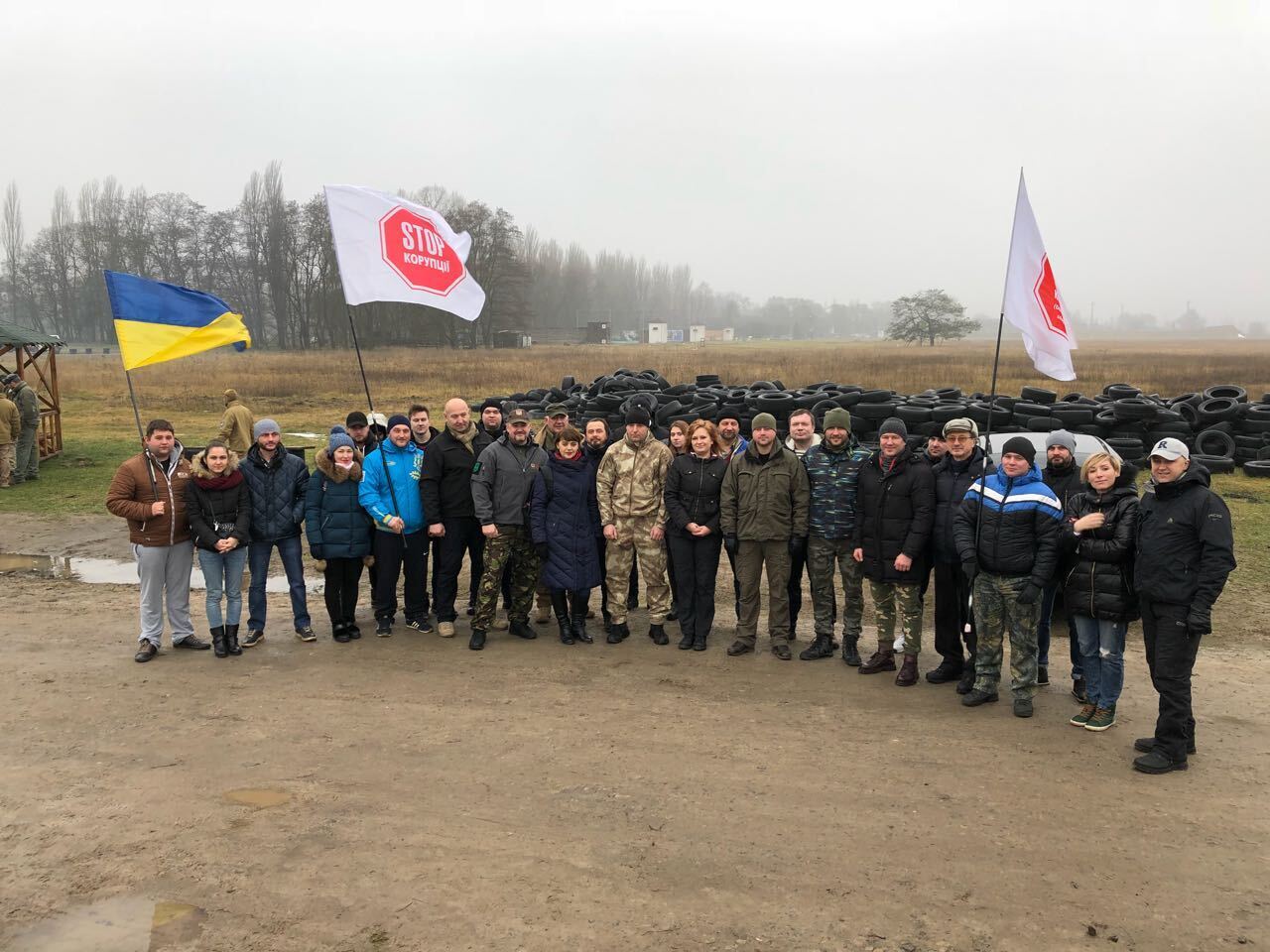 Герої України провели для команди ГО ''Стоп корупції'' майстер-клас зі стрільби