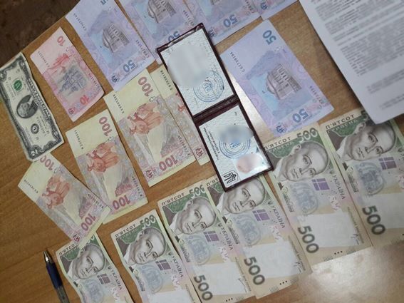 ''СтопКор'' став свідком затримання одразу трьох корупціонерів на Одещині