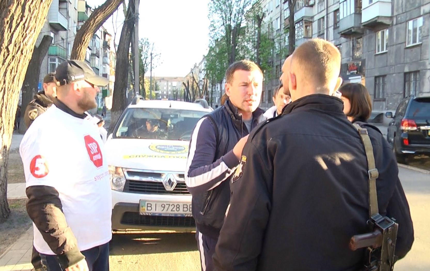 Активісти ''Стоп корупції'' вимагають відправити за ґрати земельного грабіжника Михайла Жиленка
