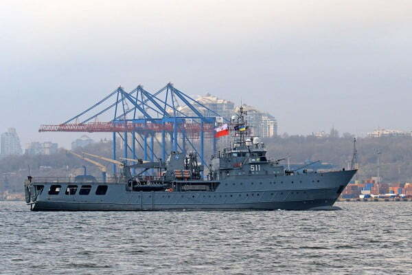 Біля берегів Одеси пришвартувалися бойові турецькі судна