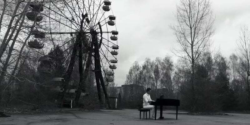 Інтернет підірвало відео українського музиканта, записане в зоні відчуження