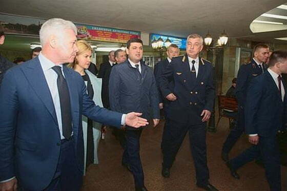 Глава уряду проїхався у Харківському метрополітені