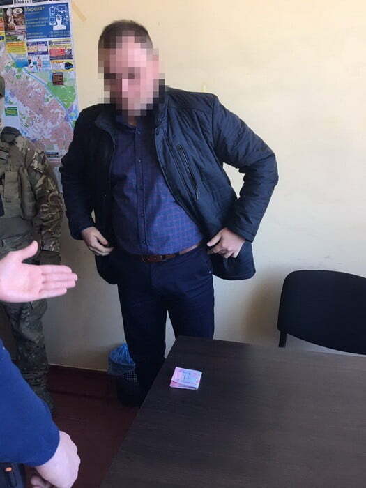 Декан Донбаського технічного університету викритий в отриманні хабарів від студентів з окупованих територій