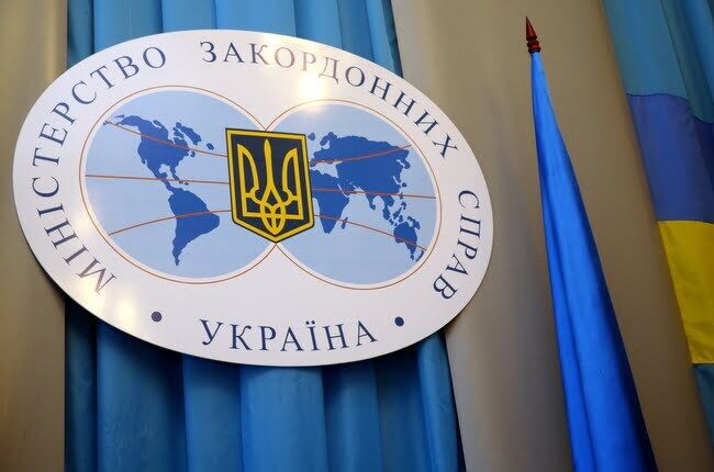 Українське МЗС відреагувало на ракетні удари США по Сирії: ''Асад і Кремль – спільники''