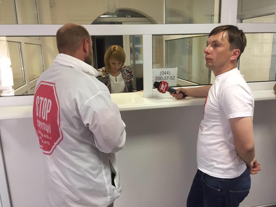 ''СтопКор'' звернувся у ДФС Київської області через шахрайство у мережі стоматологічних клінік