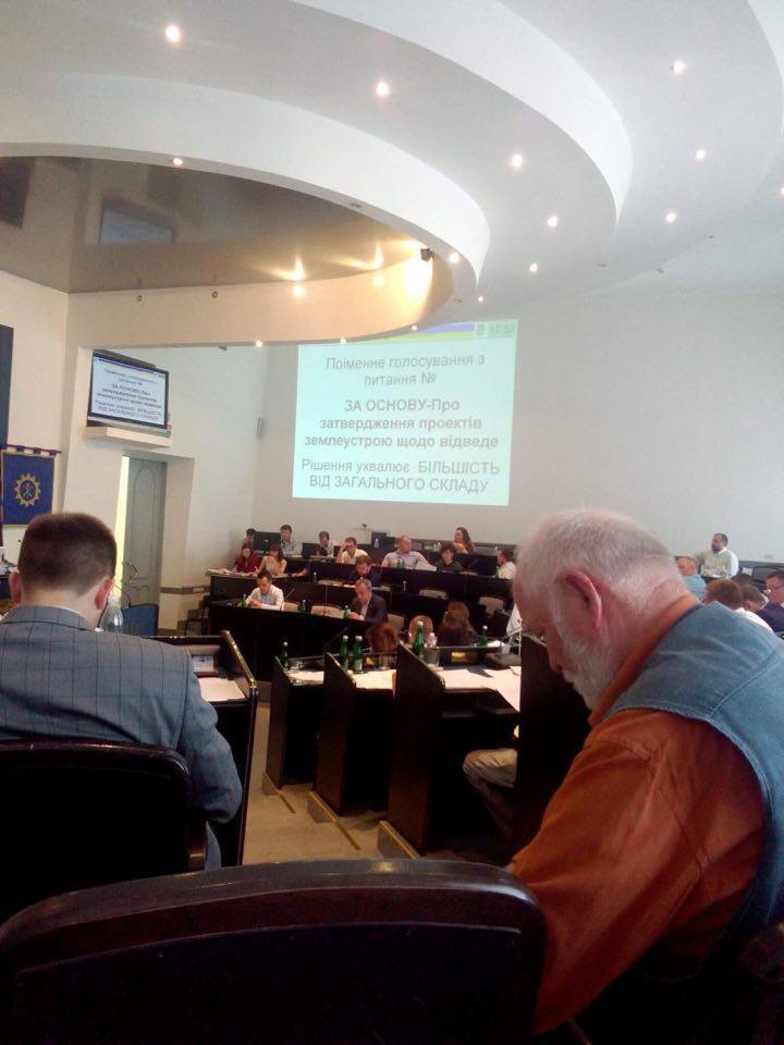 Хмельницький ''СтопКор'' звернувся до суду через нелегітимність сесії міської ради