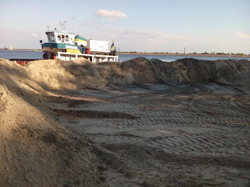 ''СтопКор'' підтримав безстрокову акцію проти видобутку піску на Херсонщині