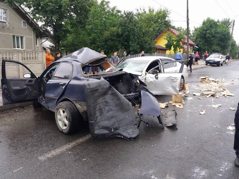 Трагічне ДТП біля Івано-Франківська за участю українського футболіста і місцевого депутата – кадри