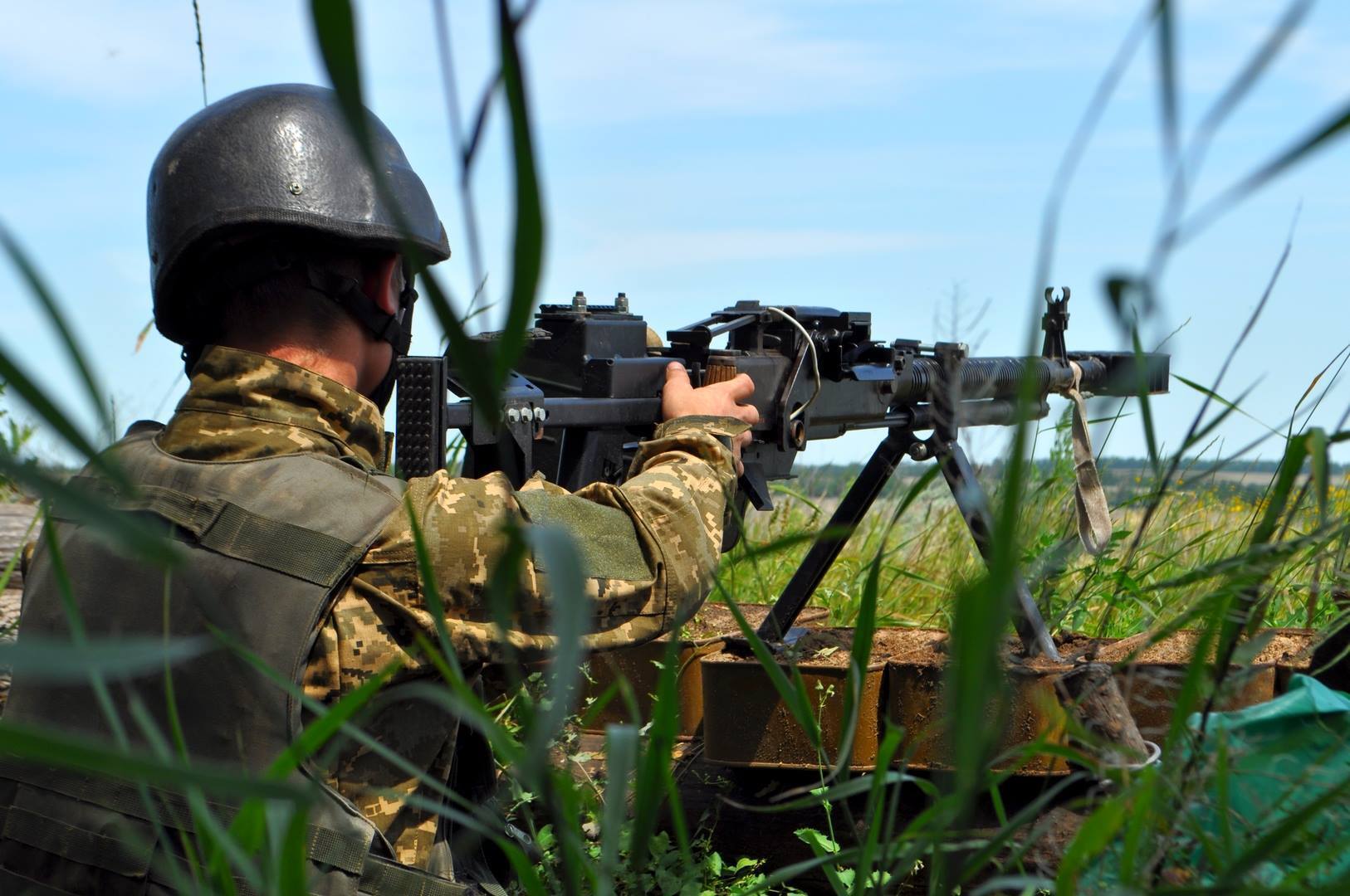 Ніякого ''хлібного перемир'я'': бойовики обстрілюють українські позиції поблизу Богданівки