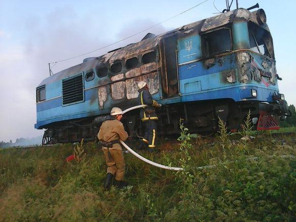 Палаючий експрес: у Вінницькій області на повному ходу загорівся поїзд