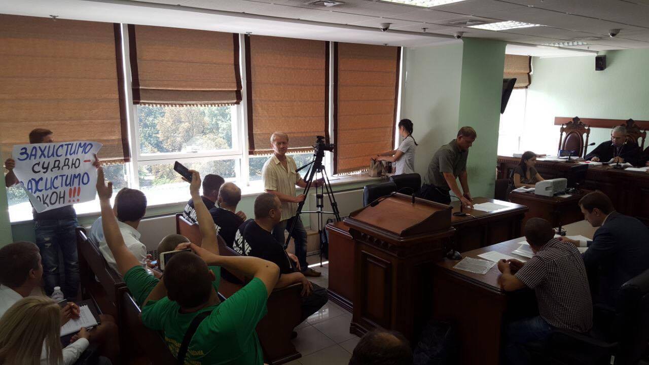 Колеги ''СтопКору'' слідкують за справою про хабарництво громадського активіста, який влаштовував провокації проти представників проекту