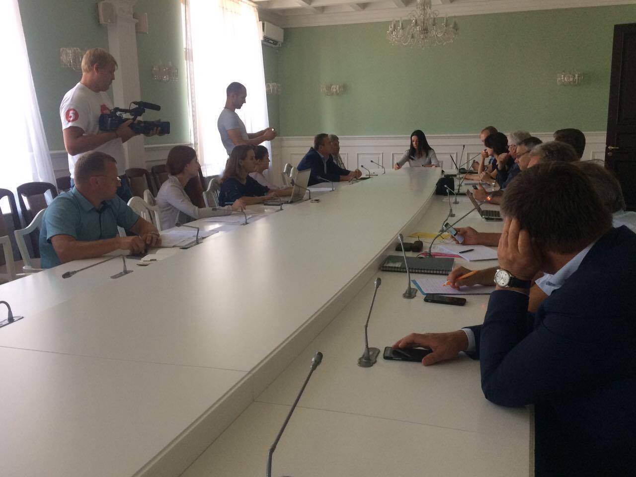 Активістам розповіли як у столиці упередять корупцію у сфері паркувальних послуг