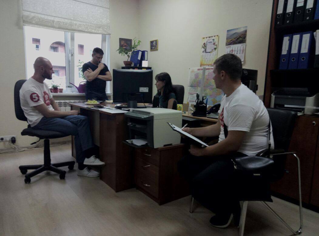 Активісти дізналися деталі рейдерського захоплення ТЦ на Дарниці у Києві