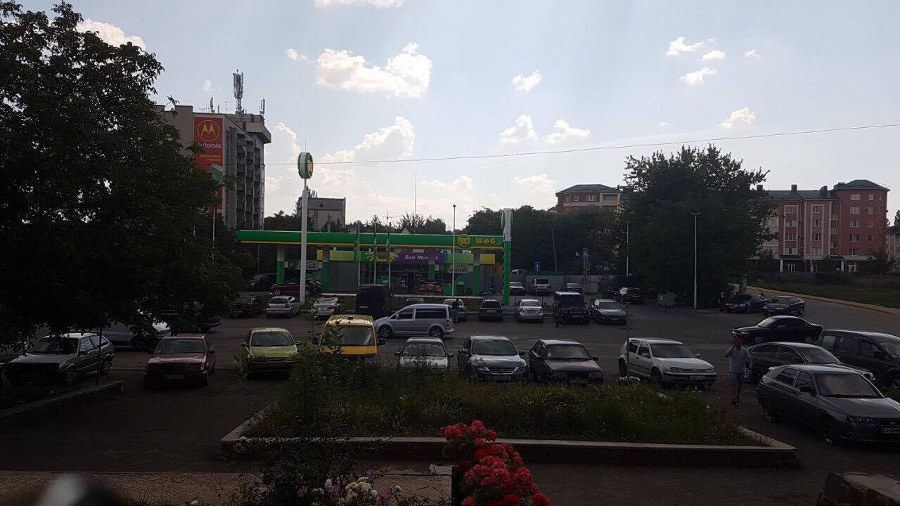 ''СтопКор'' став свідком затримання на хабарі директора державного банку у Чернівцях