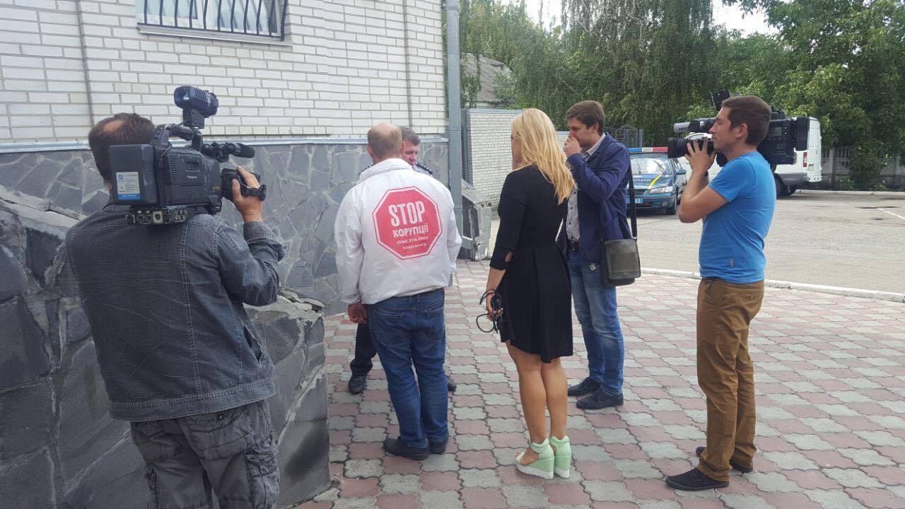 Техніку піщаних нелегалів з Погребів, яких викрив ''СтопКор'', хочуть арештувати