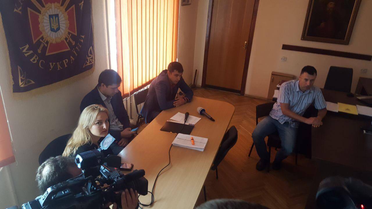 Техніку піщаних нелегалів з Погребів, яких викрив ''СтопКор'', хочуть арештувати