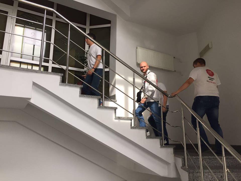 Після звернення ''СтопКору'' у Голосіївській РДА пообіцяли провести перевірку фактів незаконного будівництва по вулиці Козацькій у Києві