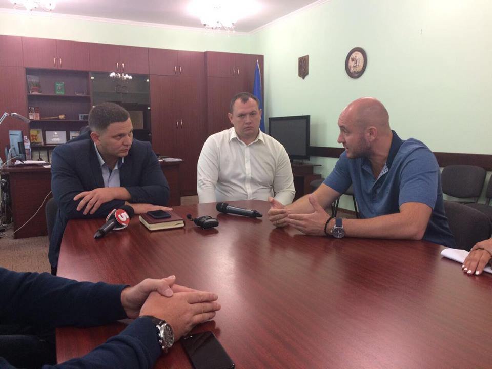 Головний коп Голосіївського району пообіцяв ''СтопКору'' піти у відставку, якщо підтвердиться зв'язок поліції з піщаними браконьєрами на Видубичах