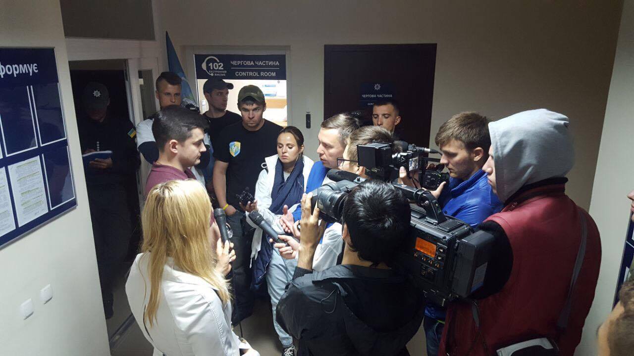 У водній поліції Києва запевнили ''СтопКор'', що передали справу піщаних нелегалів з Видубичів до суду