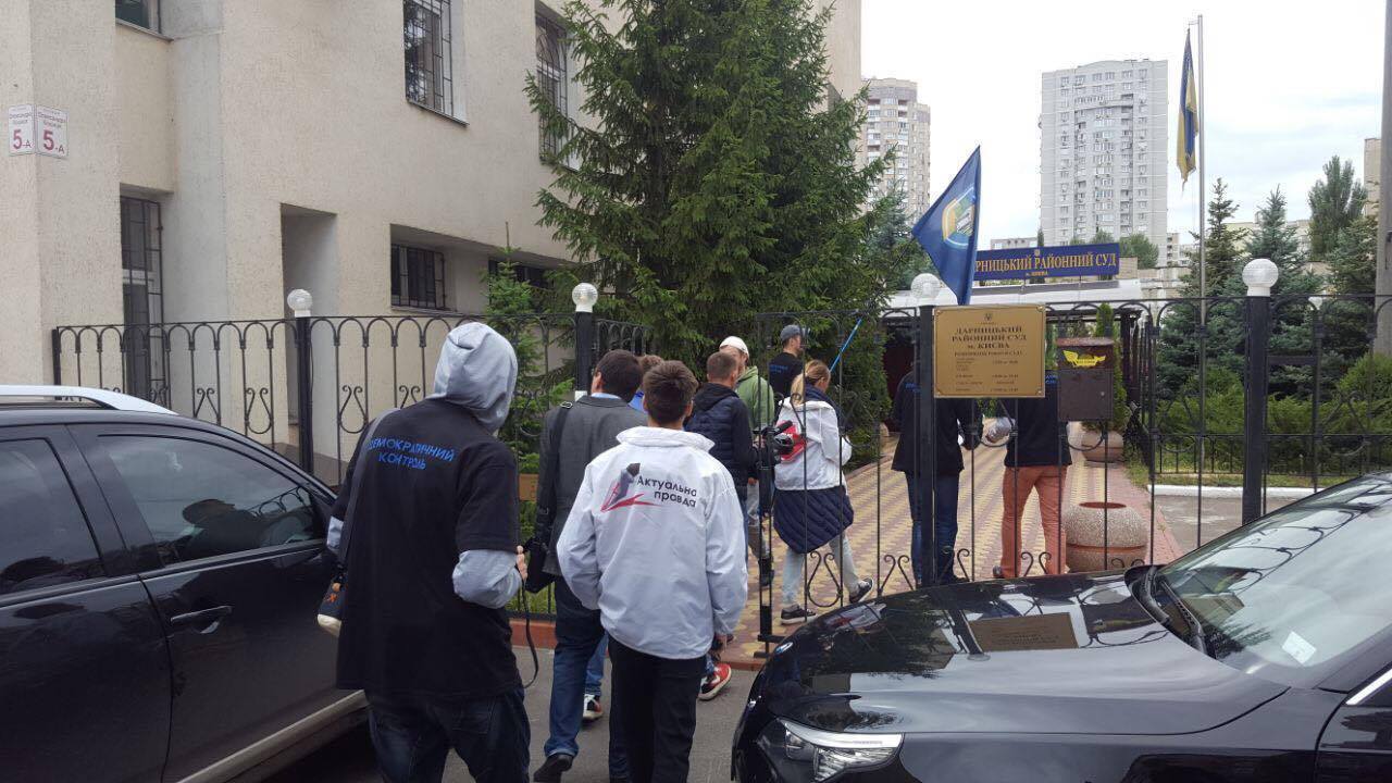 ''СтопКор'' з'ясував, коли буде суд у скандальній справі щодо видобутку піску на Видубичах у Києві