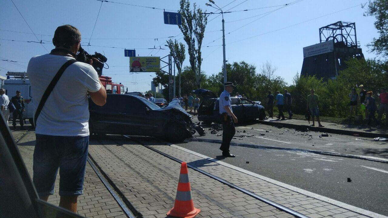 У Захарченка розповіли подробиці страшної аварії в Донецьку – число жертв зростає